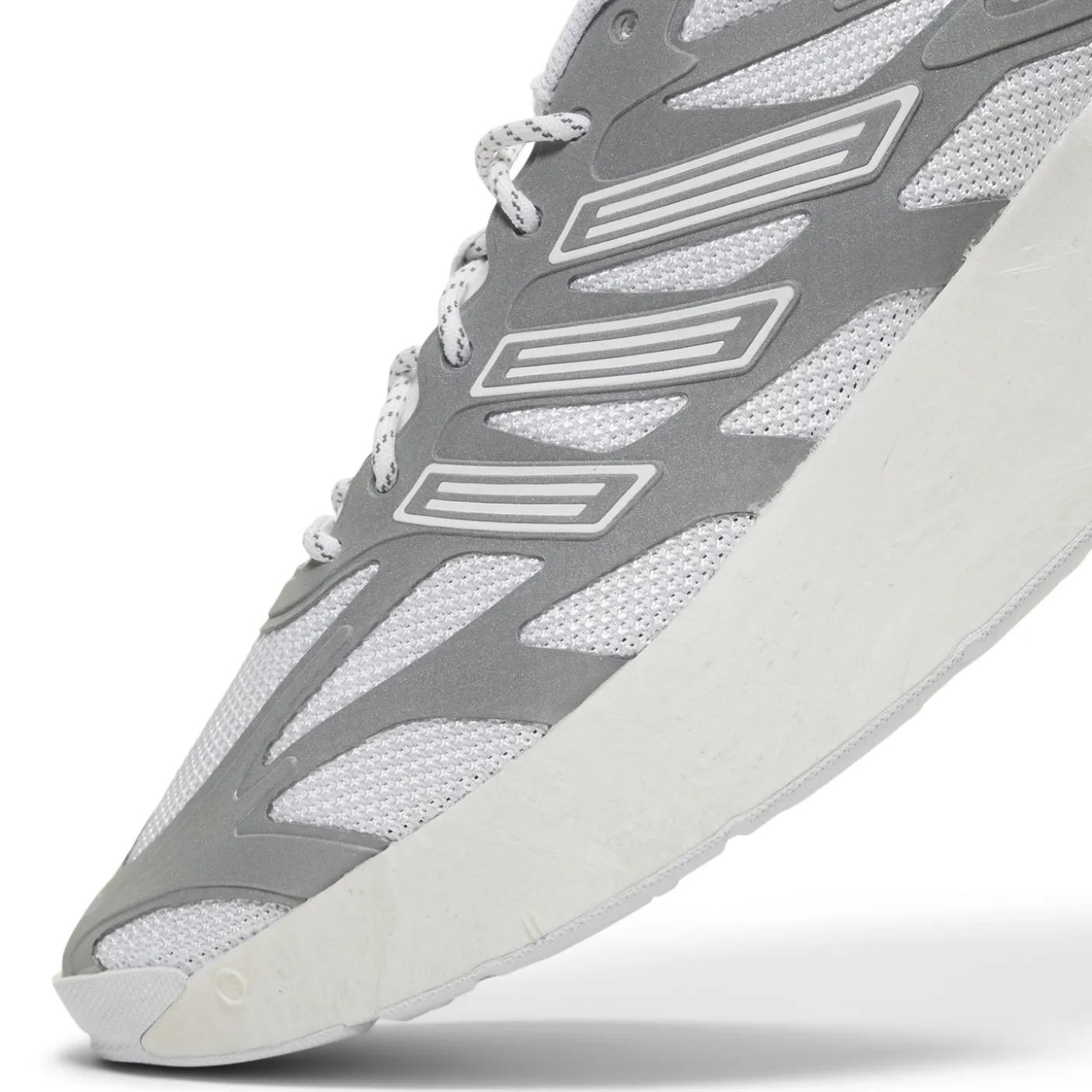 adidas Adizero Aruku