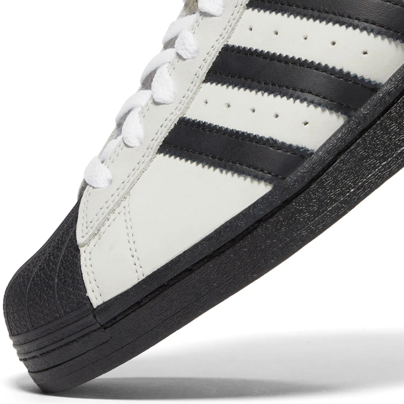 adidas Superstar ADV