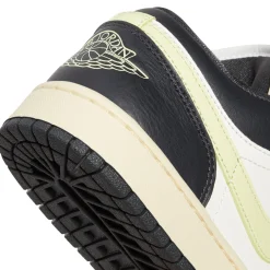Air Jordan 1 Low SE Womens