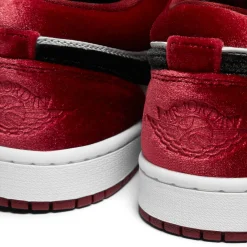 Air Jordan 1 Low SE Womens