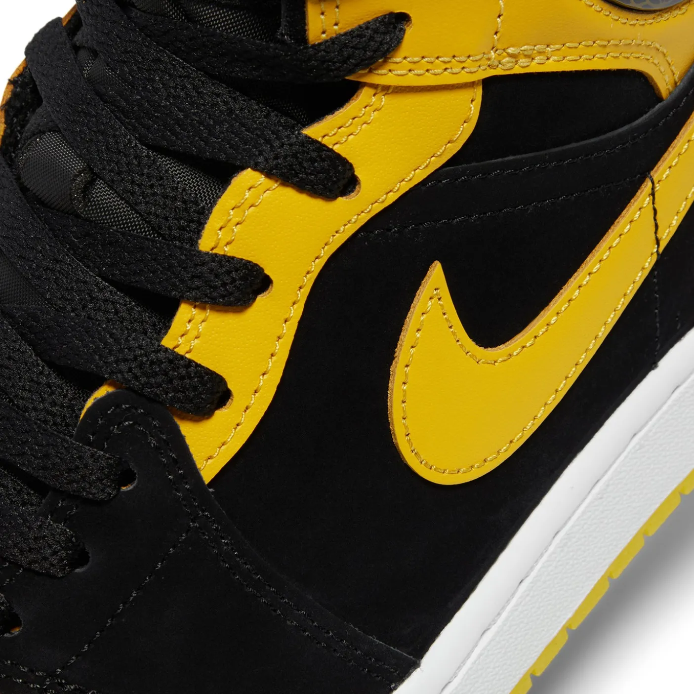 Air Jordan 1 Mid SE