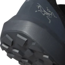Arc'teryx Norvan LD 4