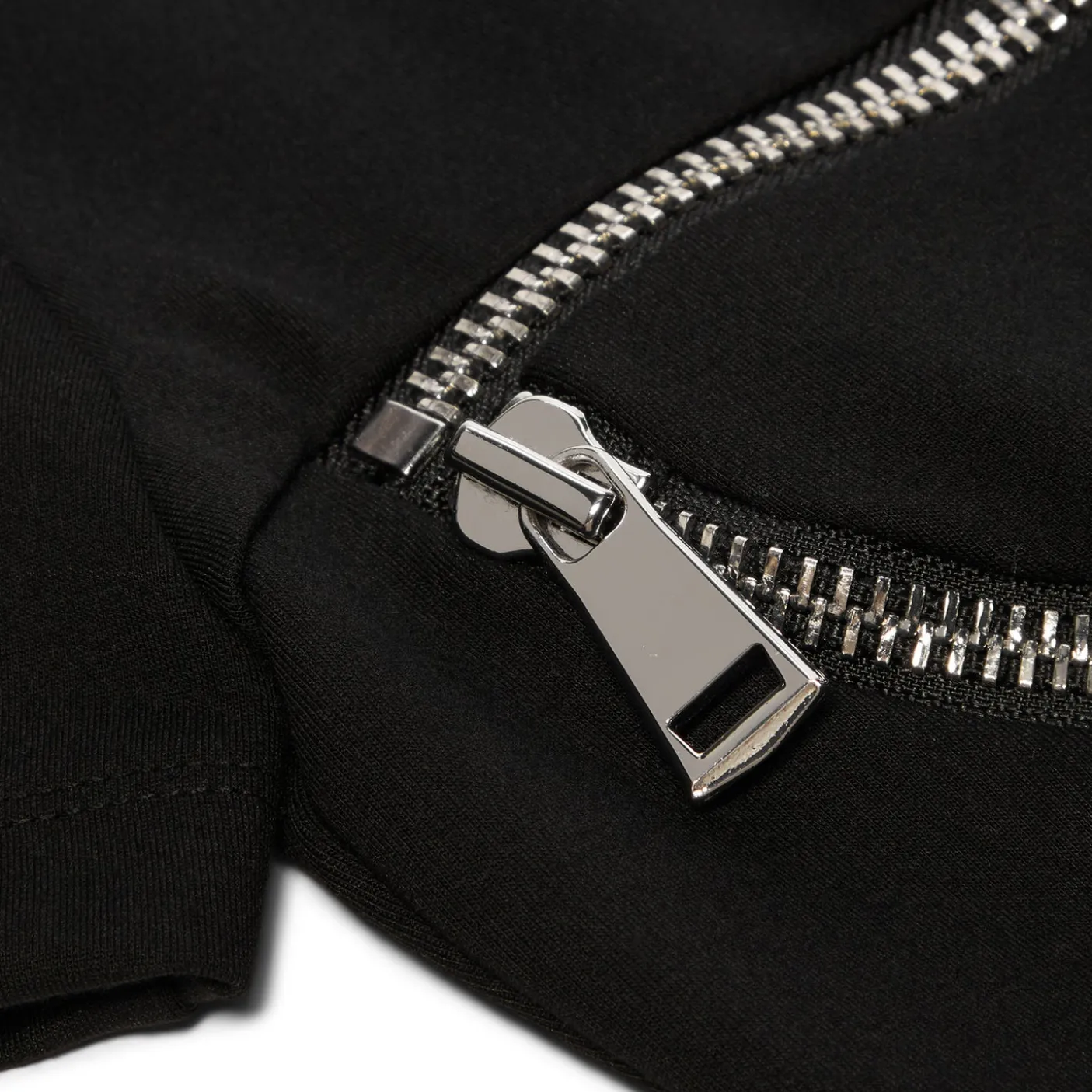 AREA Zipper Buster Cup T-Shirt