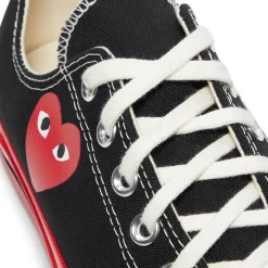 Comme Des Garcons PLAY Converse