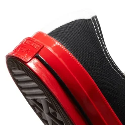 Comme Des Garcons PLAY Converse