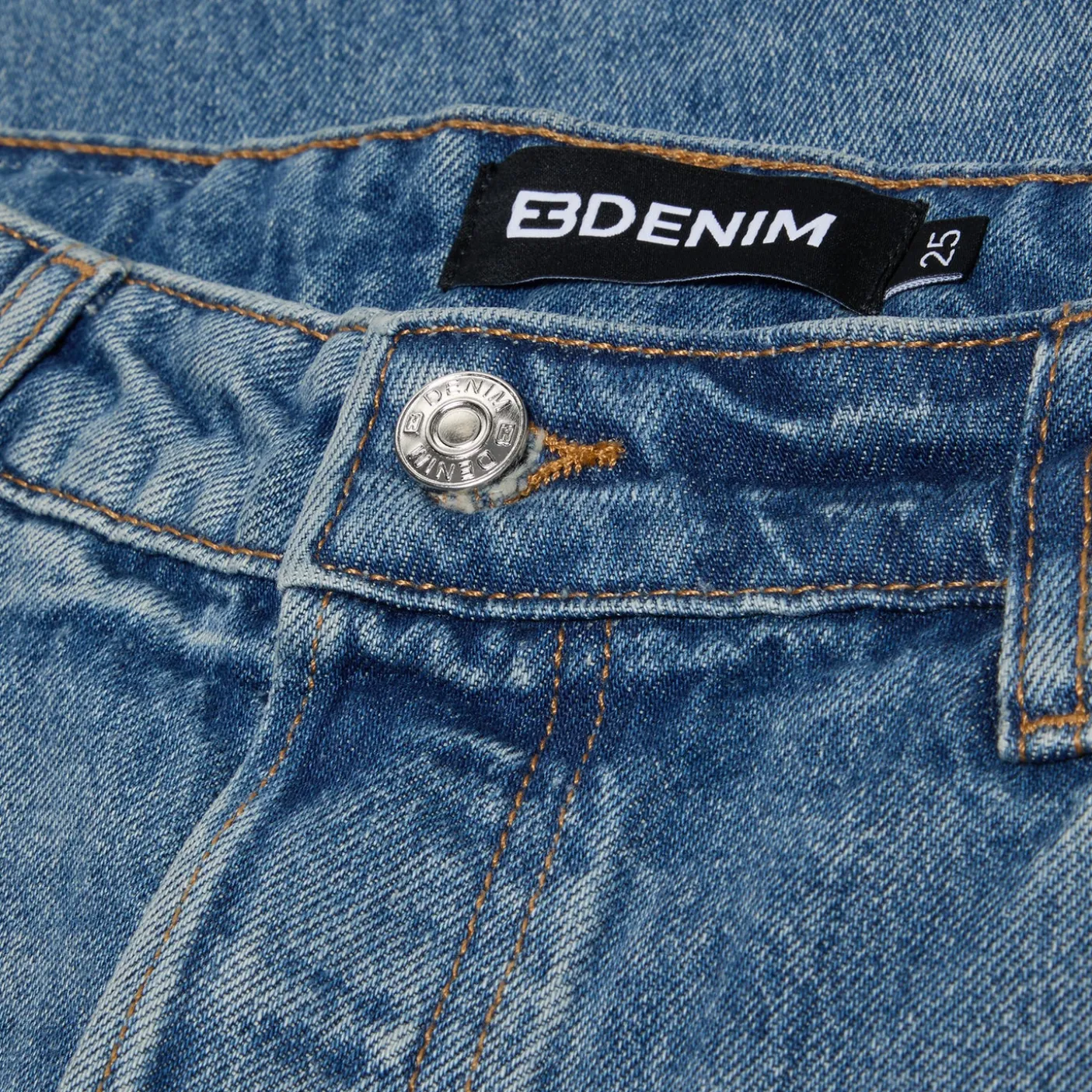 EB Denim Enzo Cropped Mid Rise Barrel