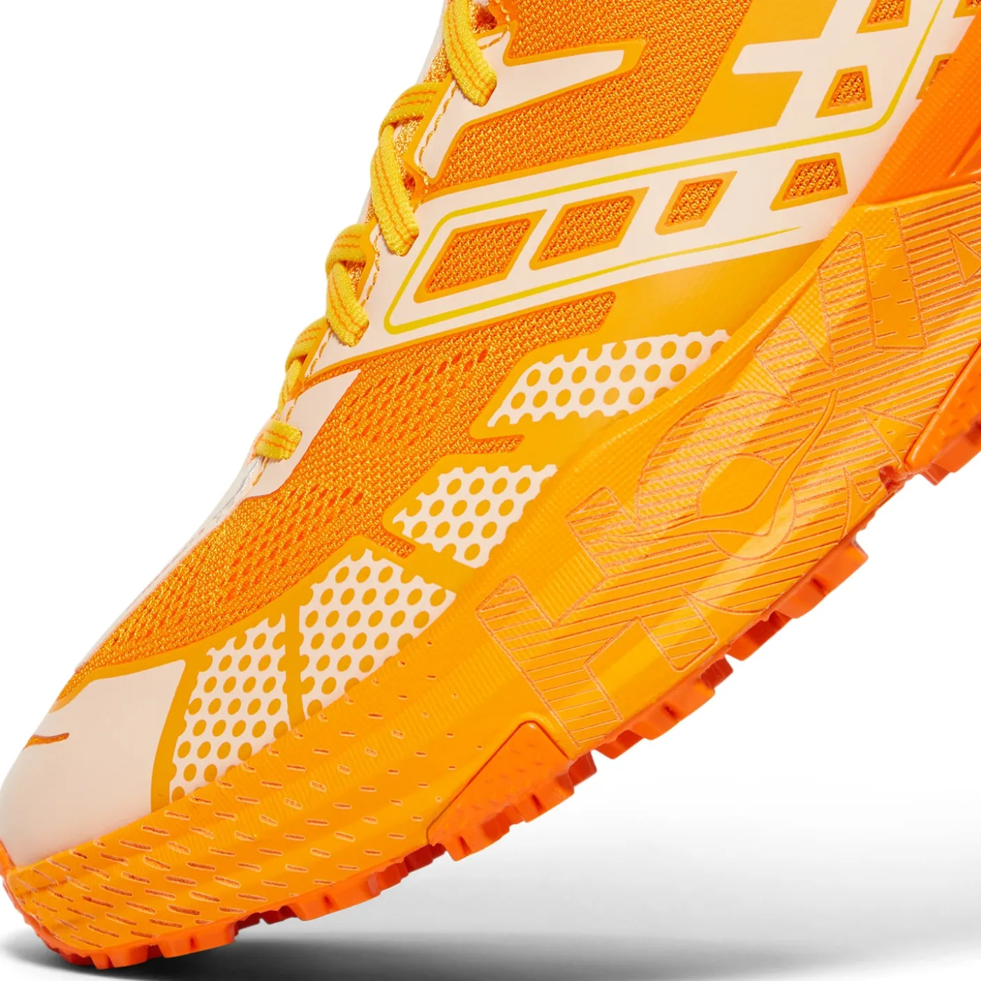 HOKA Speedgoat 2