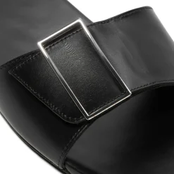 Jude Floor Flat
