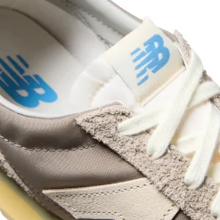 New Balance 471