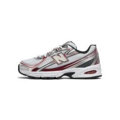 New Balance 740