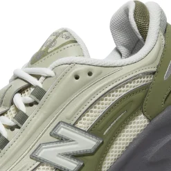 New Balance 1000