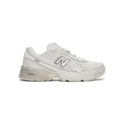 New Balance 740