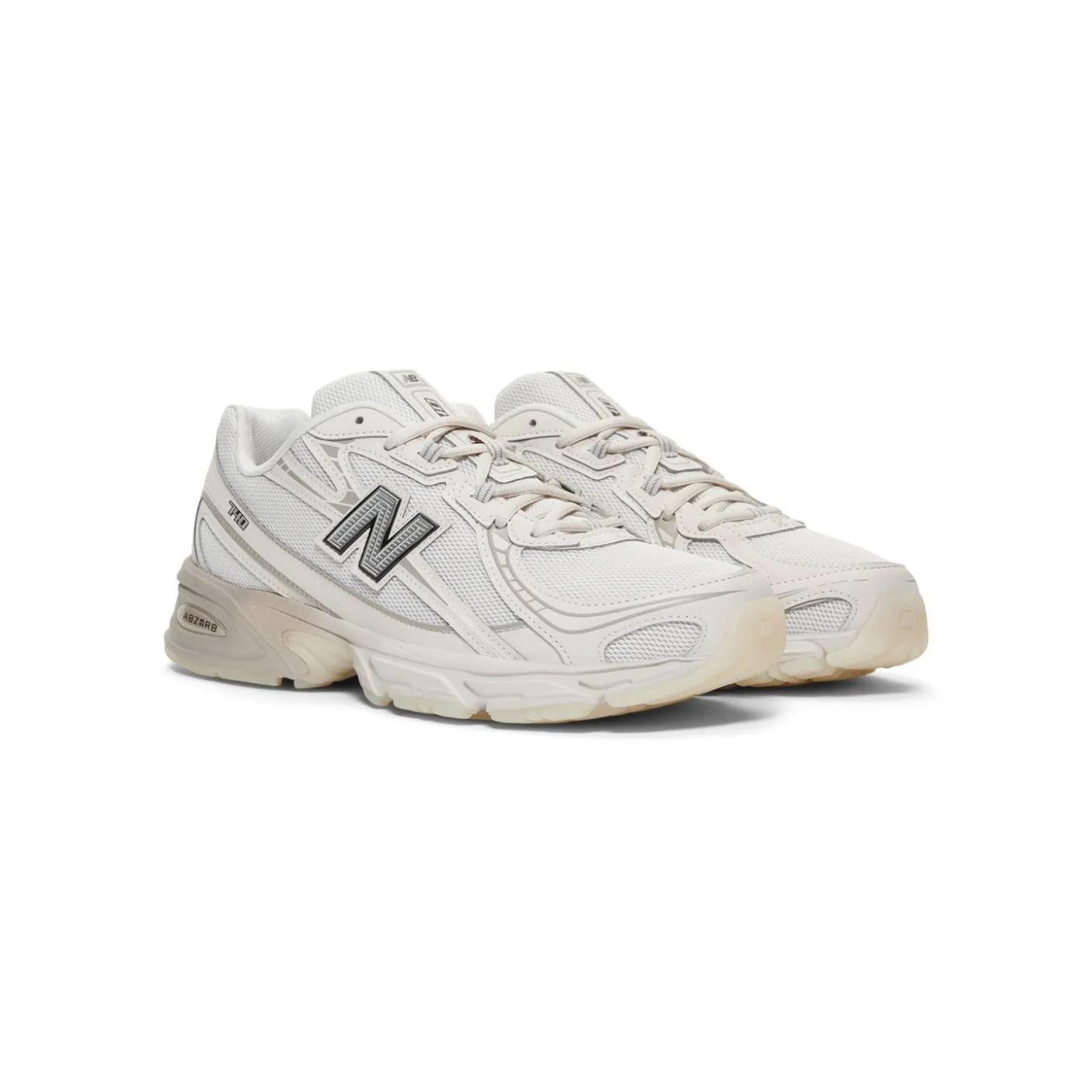 New Balance 740