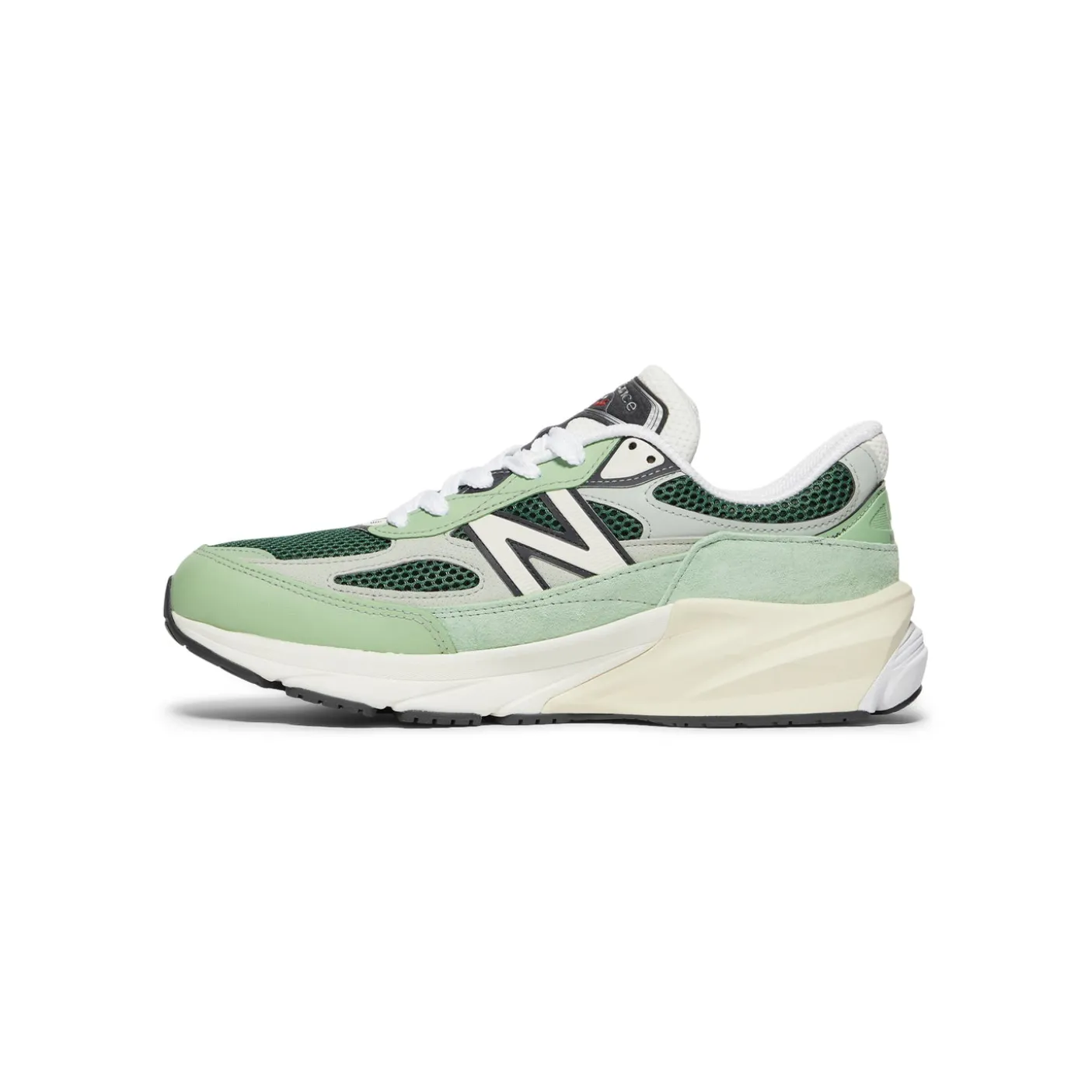 New Balance Made in USA 990v6