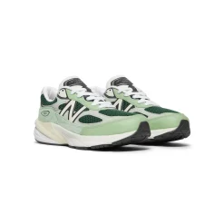 New Balance Made in USA 990v6