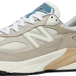 New Balance Made in USA 990v6