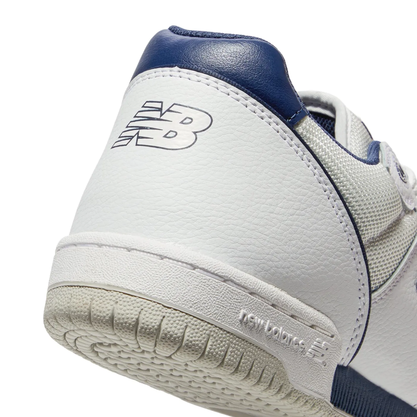 New Balance Numeric 600