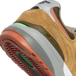 New Balance Numeric 933