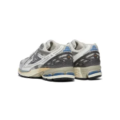 New Balance 1906R