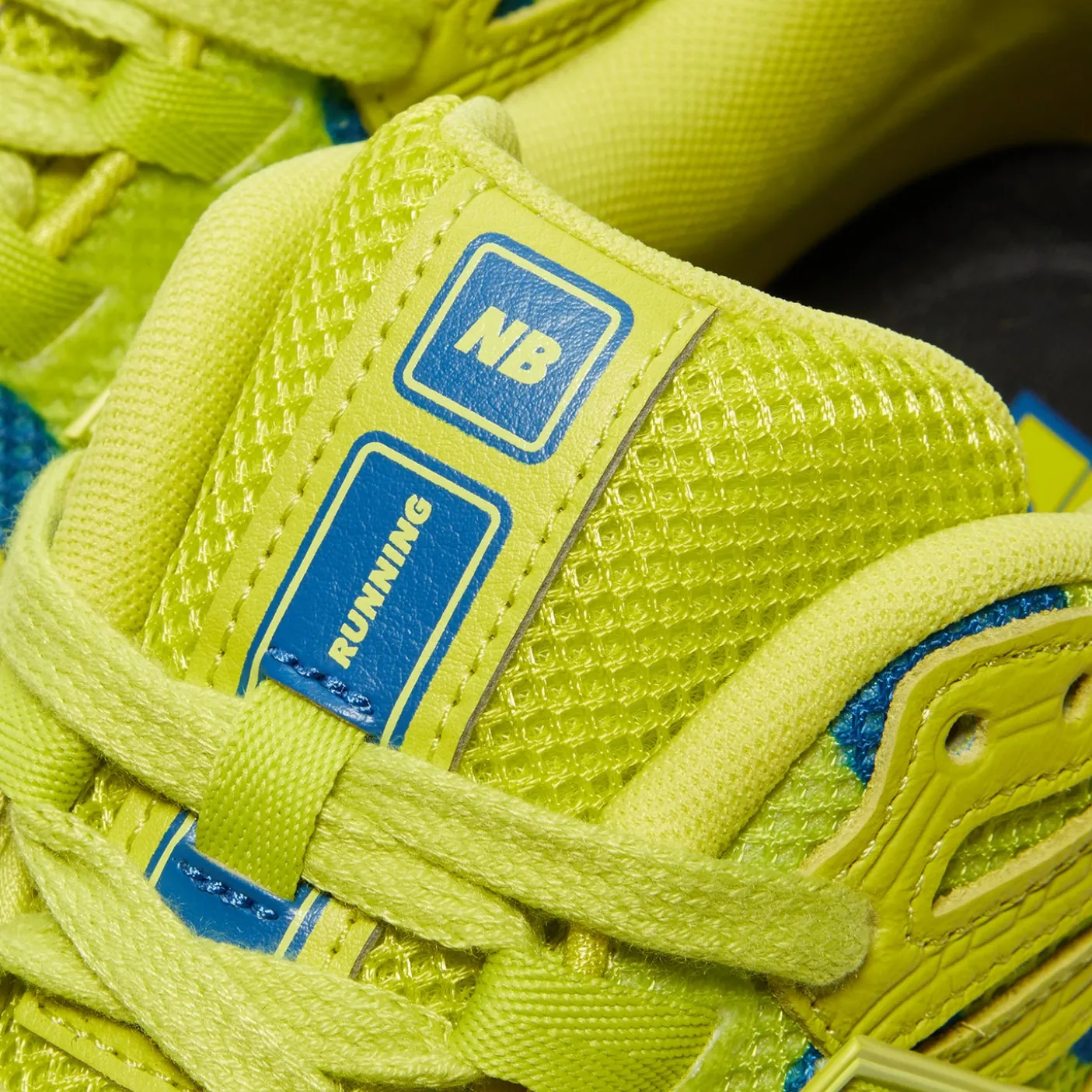 New Balance 1906R