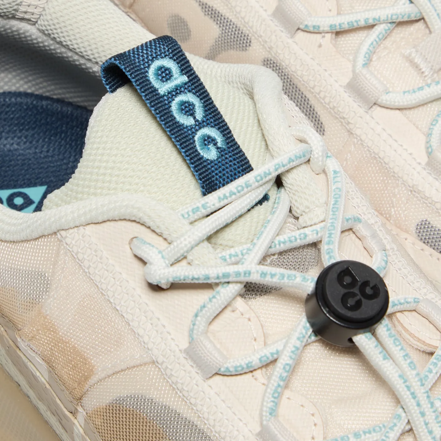 Nike ACG Mountain Fly 2 Low