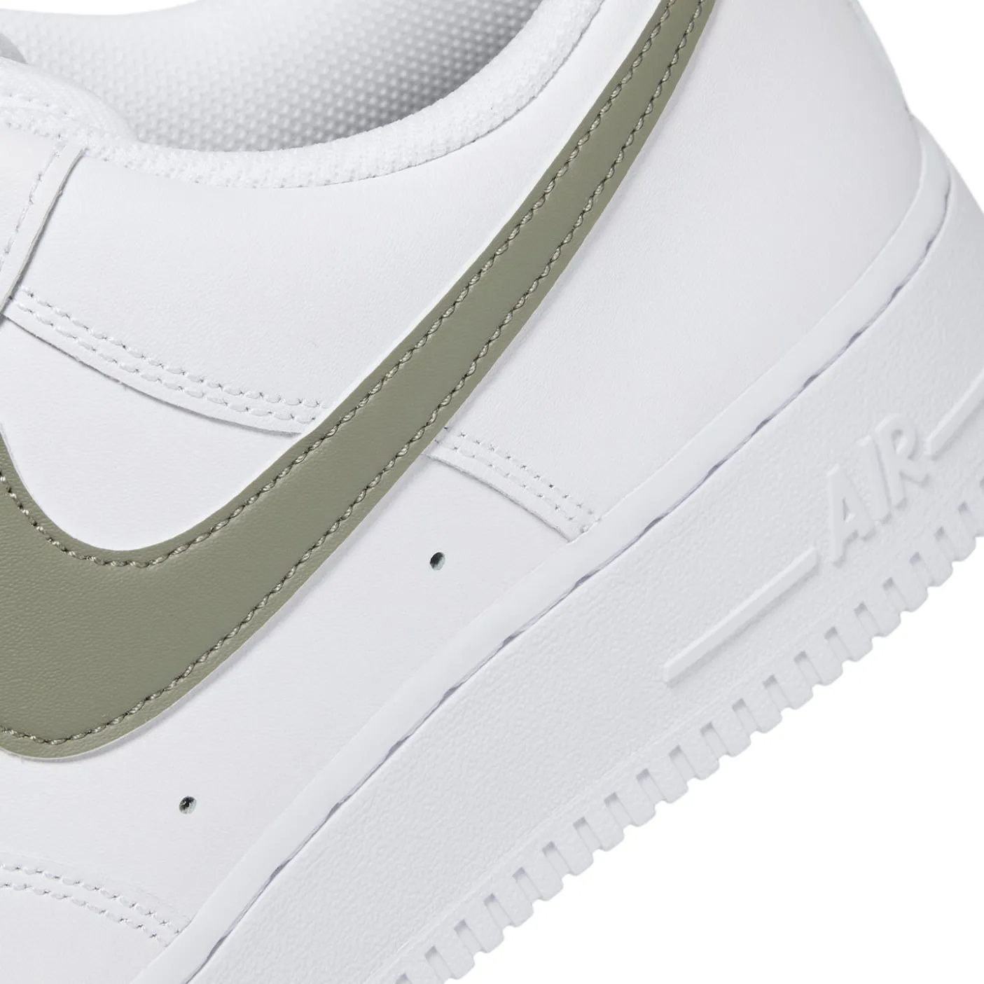 Nike Air Force 1 '07