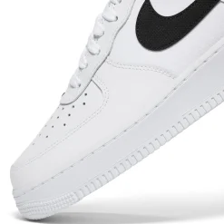 Nike Air Force 1 '07 LV8