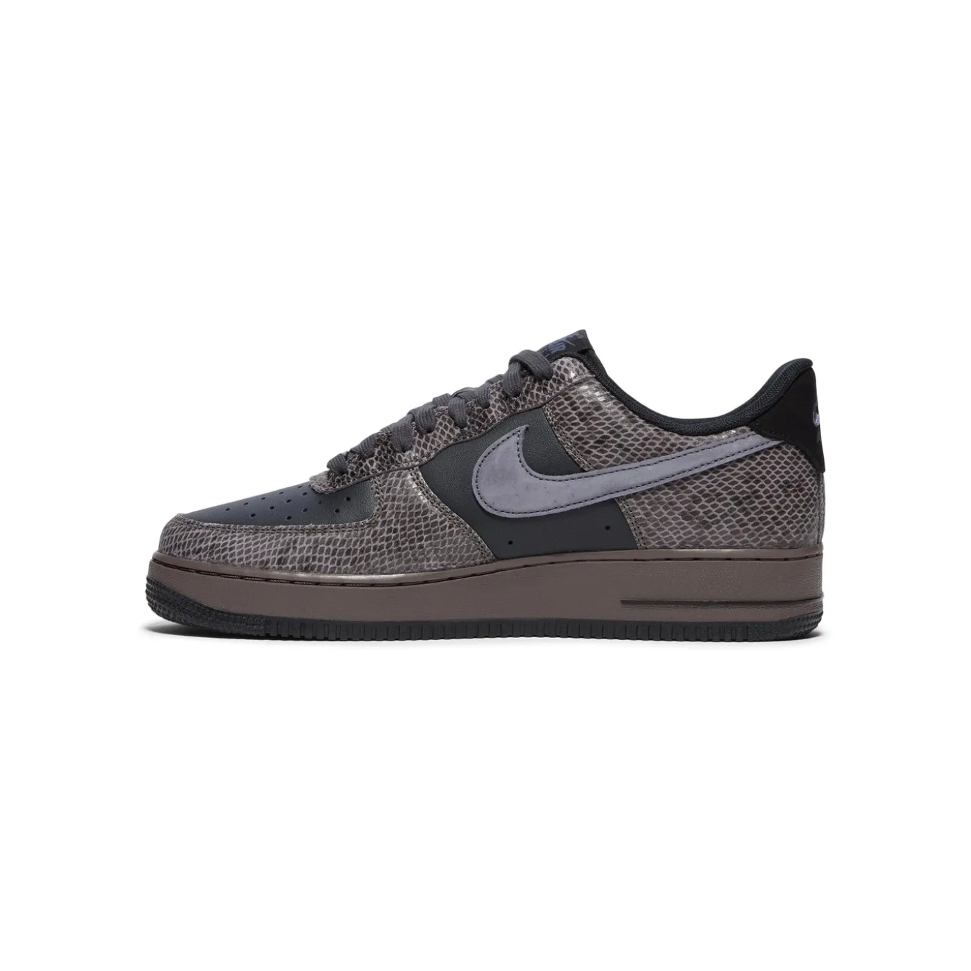 Nike Air Force 1 '07 LV8