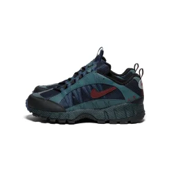 Nike Air Humara QS