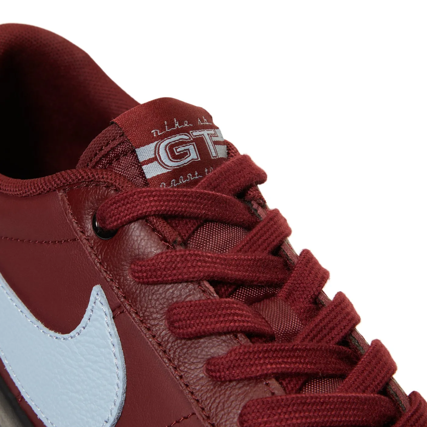 Nike Blazer Low Pro GT