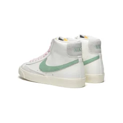 Nike Blazer Mid '77 PRM