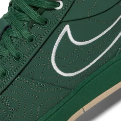 Nike Book 1