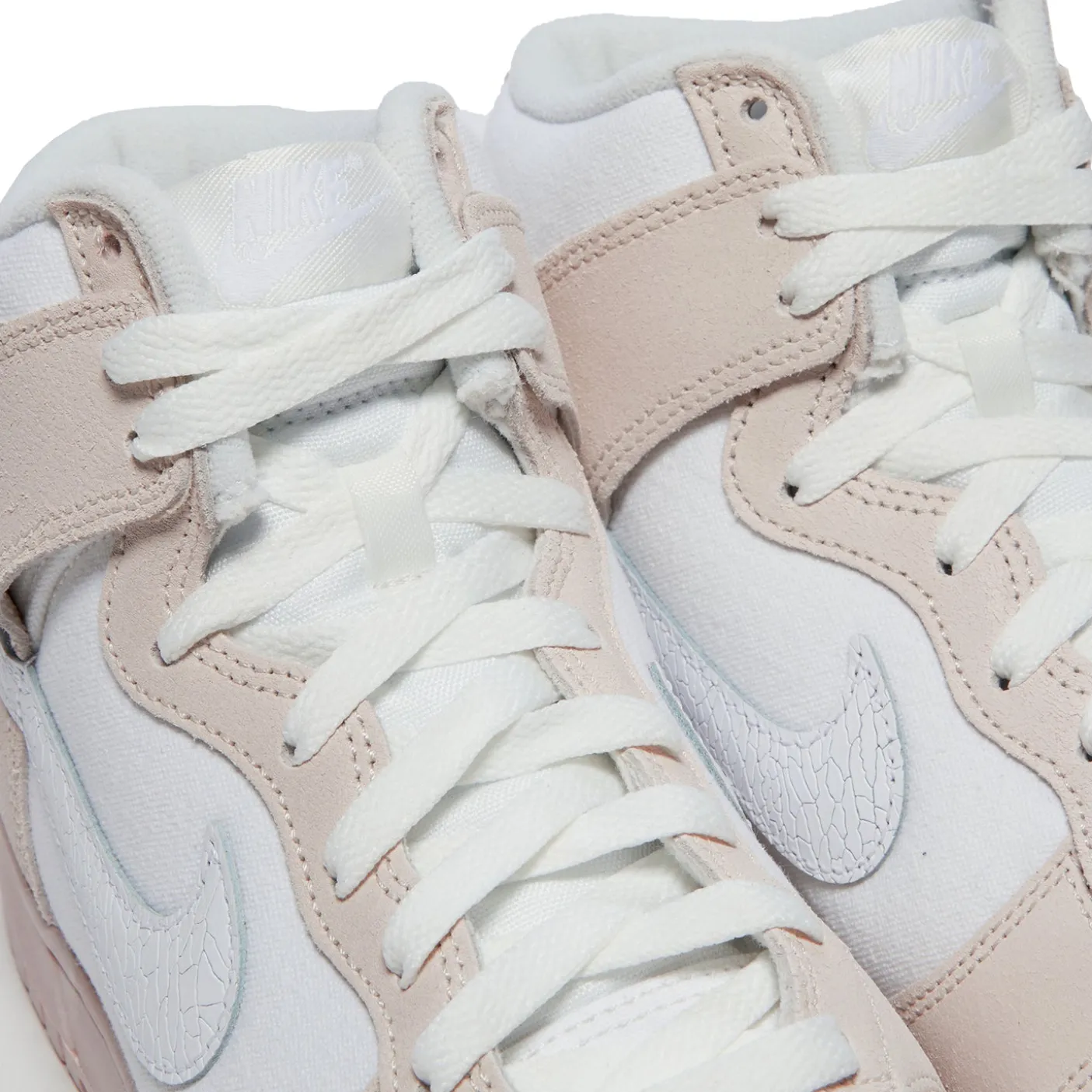 Nike Dunk High Retro EMB