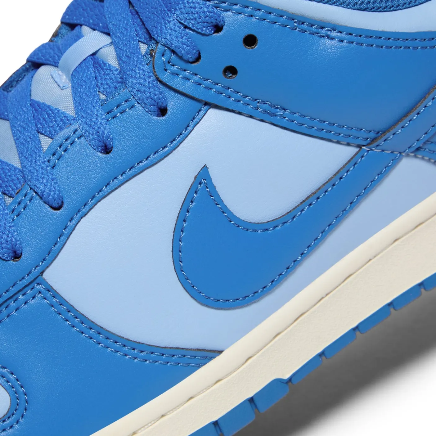 Nike Dunk Low Retro