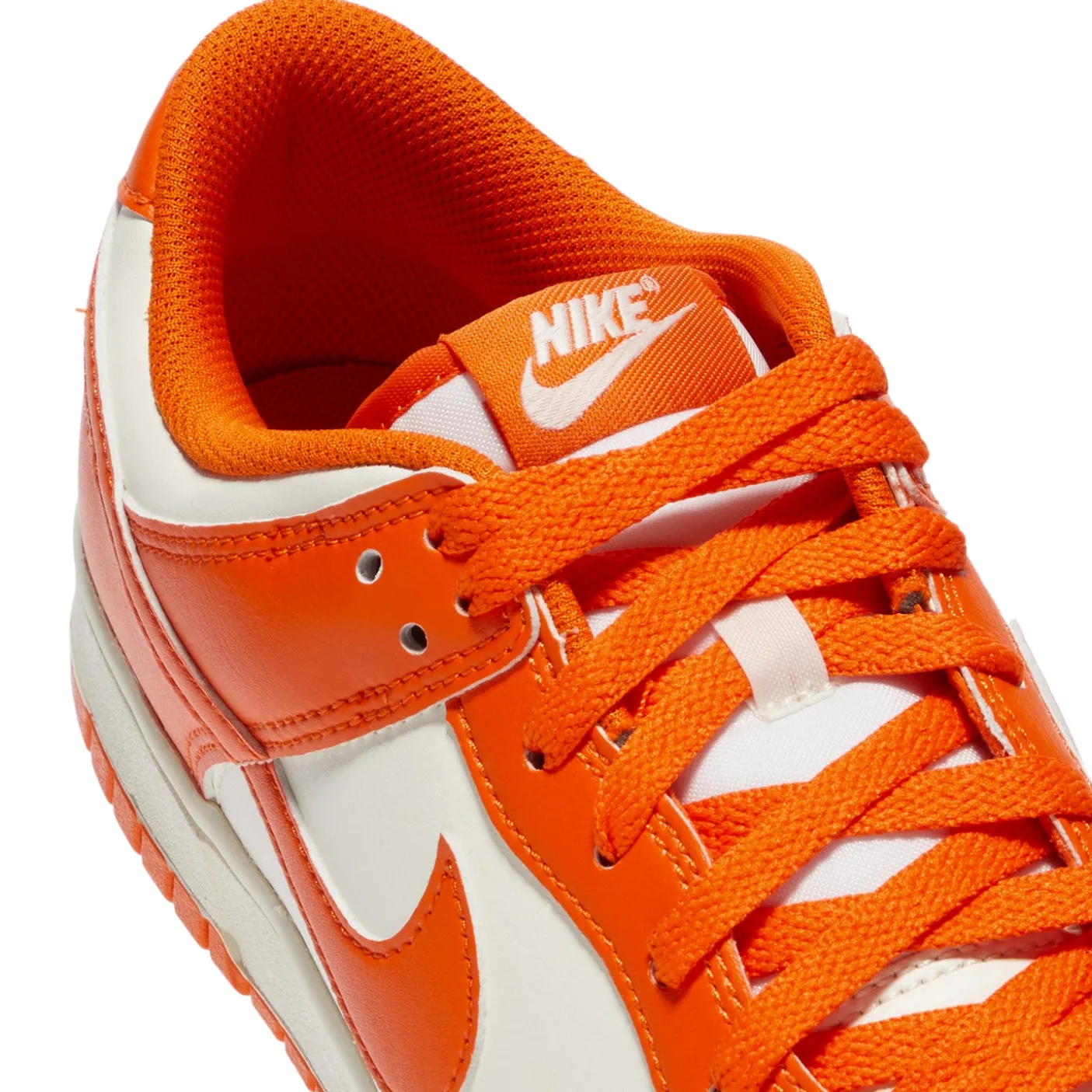 Nike Dunk Low Retro
