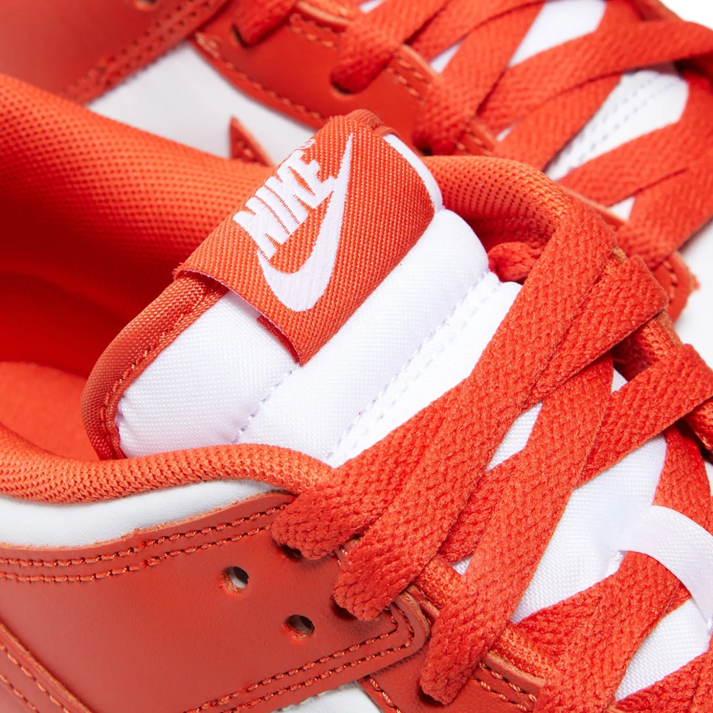 Nike Dunk Low Retro