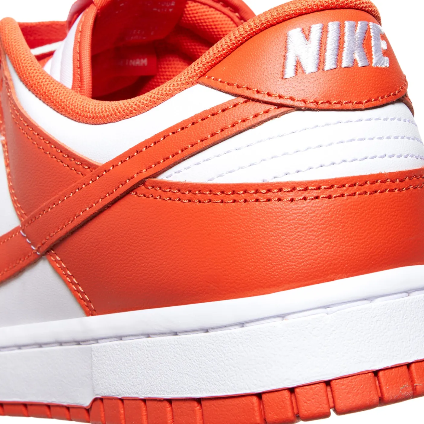 Nike Dunk Low Retro