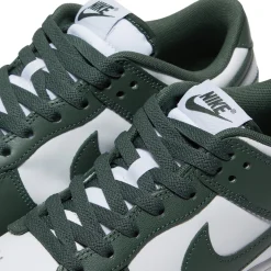 Nike Dunk Low Retro