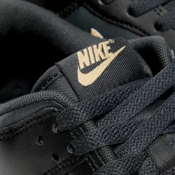 Nike Dunk Low Retro