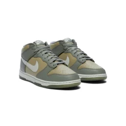 Nike Dunk Mid