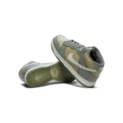 Nike Dunk Mid