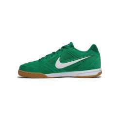 Nike Gato