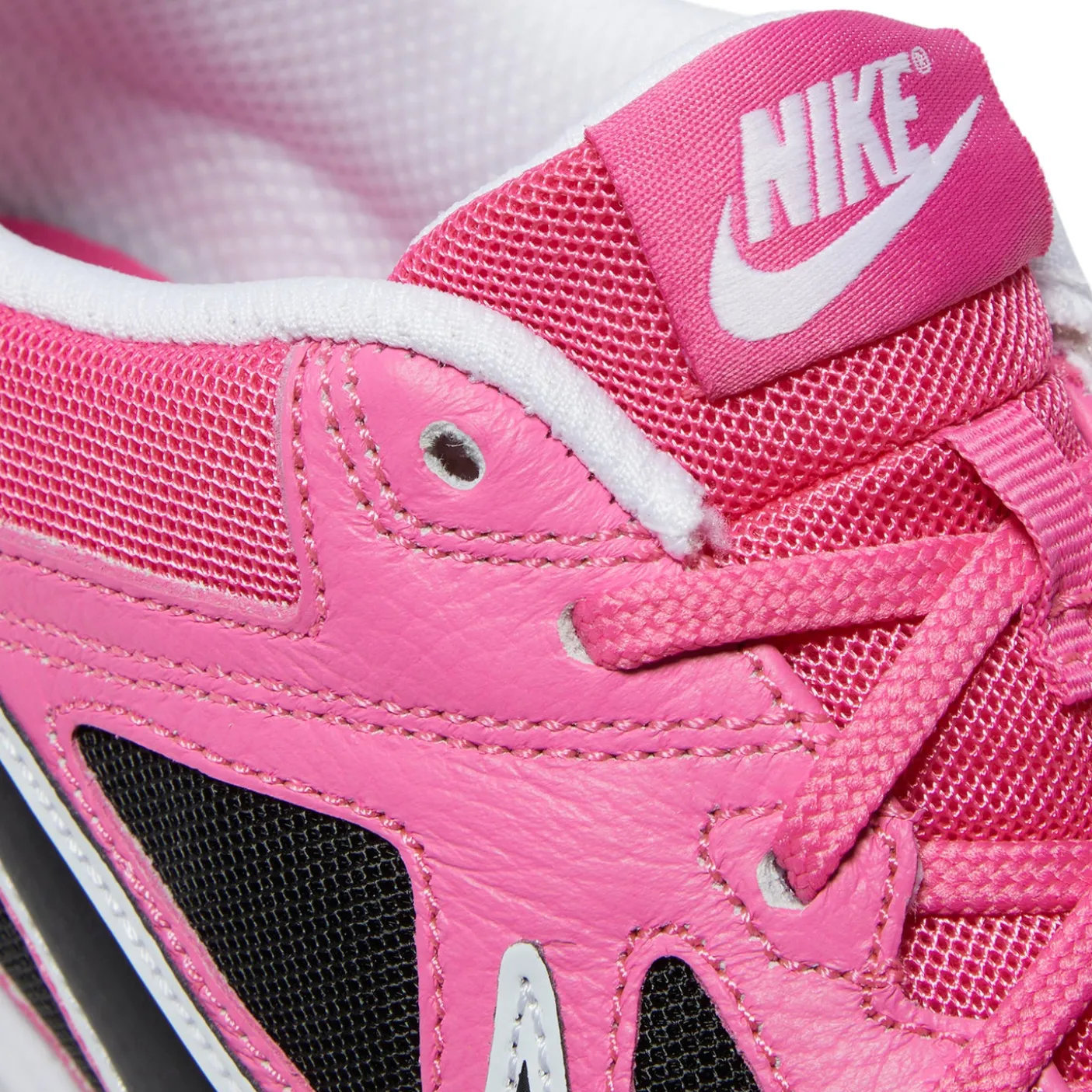 Nike Gato