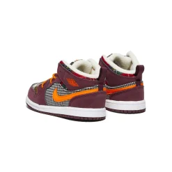 Nike Kids Jordan 1 Mid SE
