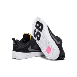Nike kids SB Burnside