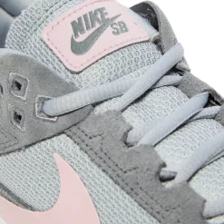 Nike Kids SB Day One