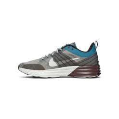 Nike Lunar Roam SE