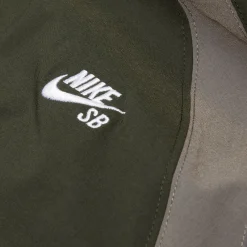 Nike SB Dri-FIT Full-Zip Woven Skate Jacket