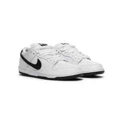 Nike SB Dunk Low Pro