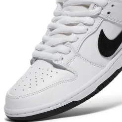 Nike SB Dunk Low Pro